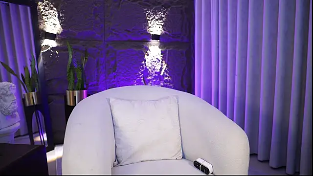 AlegraBrown online show from June 2026 10:58:01 PM