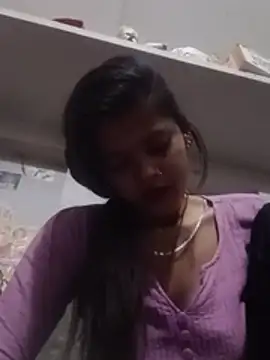 Snapshot of Hot_bhabi0123 chatting on June 2026 05:44:01 PM Hot bhabi0123 online show from June 2026 05:44:01 PM