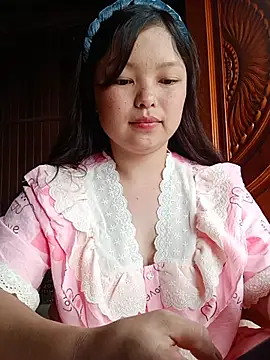 Snapshot of Linna-bae chatting on July 2026 09:22:01 AM Linna-bae online show from July 2026 09:22:01 AM