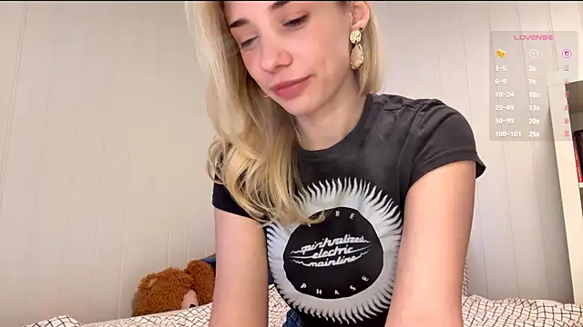 Snapshot of OlyMayer chatting on July 2026 09:14:02 AM OlyMayer online show from July 2026 09:14:02 AM