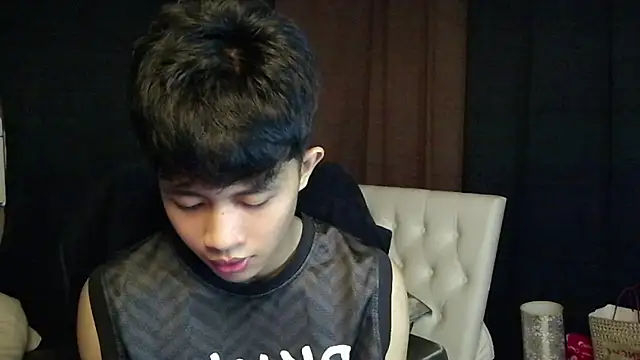 Hottwink09 online show from July 2026 10:10:01 AM