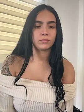 Snapshot of Sara_fernandez- chatting on June 2026 01:48:02 PM Sara fernandez- online show from June 2026 01:48:02 PM