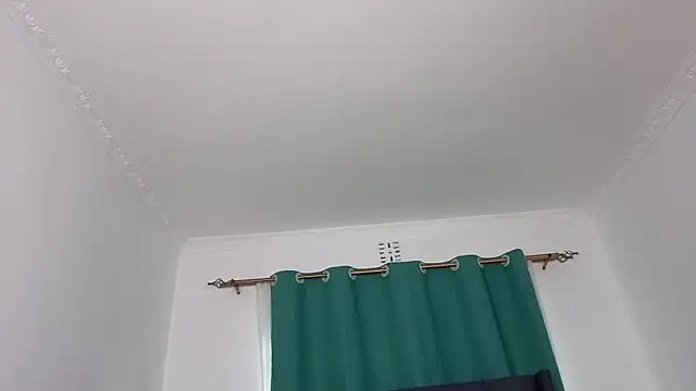 Snapshot of Fluffy_Pillows chatting on July 2026 08:21:01 AM Fluffy Pillows online show from July 2026 08:21:01 AM