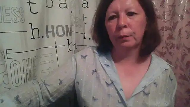 Snapshot of Schastlivaya43 chatting on June 2026 07:18:02 PM Schastlivaya43 online show from June 2026 07:18:02 PM