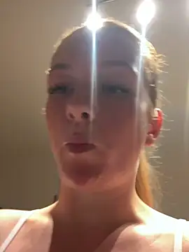Sofiaswrldxo online show from July 2026 10:36:02 PM
