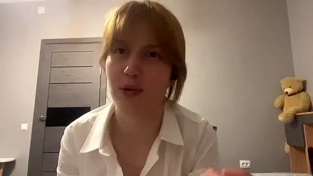 Mowhlntime online show from June 2026 01:49:01 AM