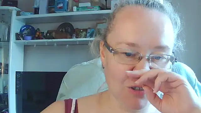 Snapshot of Viola27 chatting on July 2026 11:16:02 AM Viola27 online show from July 2026 11:16:02 AM