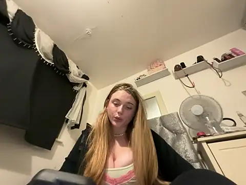 Violetsinxx online show from June 2026 10:23:02 PM