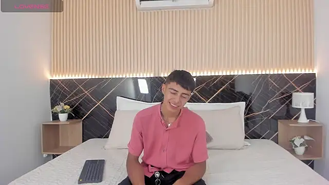 Bruno fox online show from July 2026 07:16:02 PM