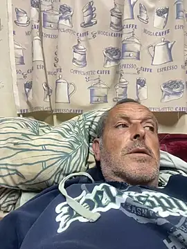 GeldenKuy online show from June 2026 08:30:02 PM