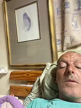 GeldenKuy online show from July 2026 11:18:01 PM