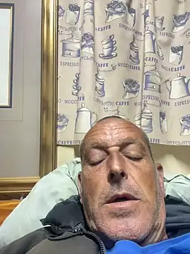 GeldenKuy online show from July 2026 07:08:02 PM