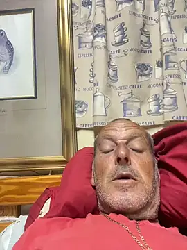 GeldenKuy online show from July 2026 06:38:02 PM