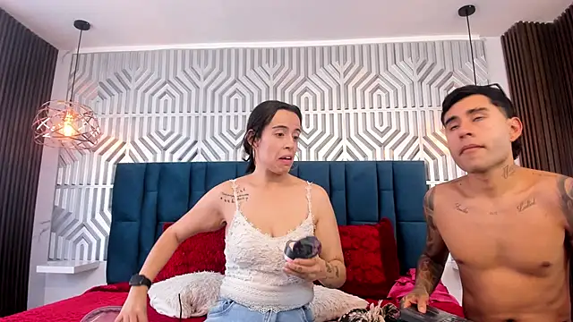 MiaAndAaron- online show from July 2026 05:23:02 PM