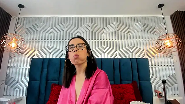 MiaAndAaron- online show from July 2026 07:39:01 PM