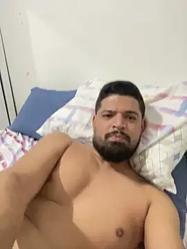 mineirinho3120 online show from June 2026 09:46:01 PM