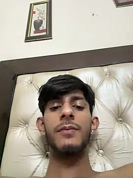 ronnnnn718 online show from July 2026 09:26:01 AM
