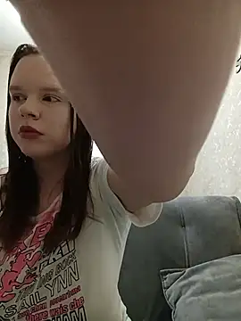 Sara liss online show from June 2026 01:19:02 AM