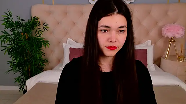 MaddieMeyer online show from June 2026 04:25:02 AM