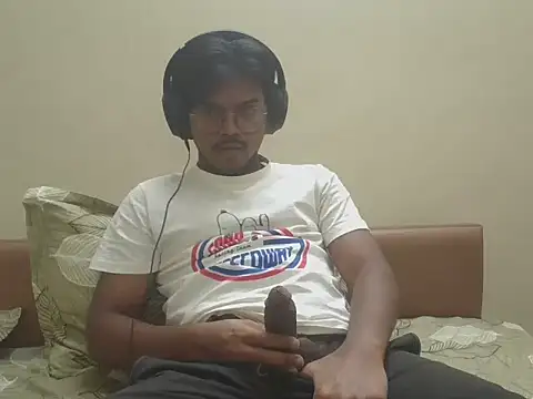 shady093 online show from June 2026 04:37:02 PM