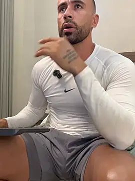Mateo Ospina  online show from July 2026 07:51:01 PM