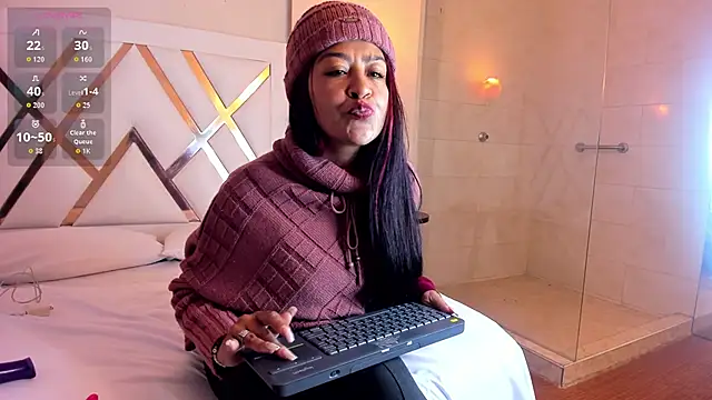 Sky Collins  online show from June 2026 03:47:01 PM