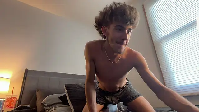 smaiib0y online show from June 2026 11:07:02 PM