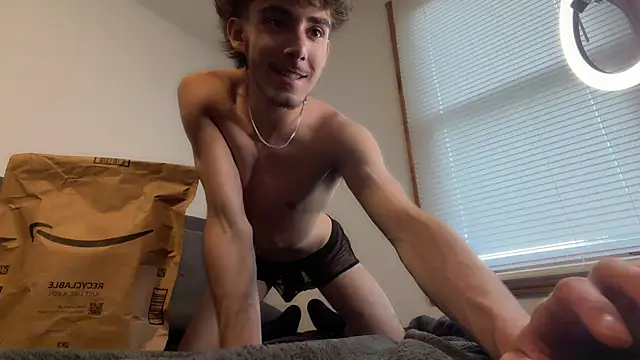 smaiib0y online show from June 2026 10:22:01 PM