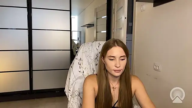 Miss Luna meow online show from August 2026 10:36:01 AM