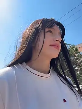 Snapshot of MiaZaya chatting on June 2026 04:35:01 AM MiaZaya online show from June 2026 04:35:01 AM