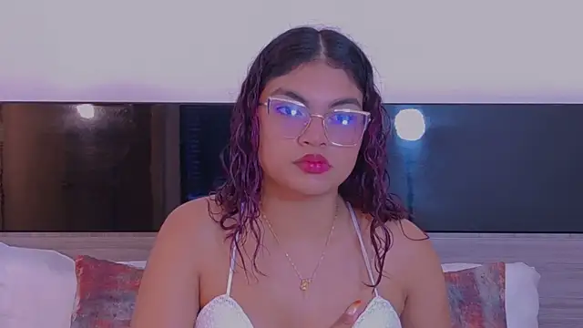 MelodyAlvarez online show from June 2026 11:46:02 AM