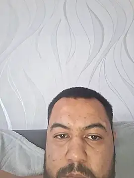 djonizm1 online show from June 2026 04:52:02 PM