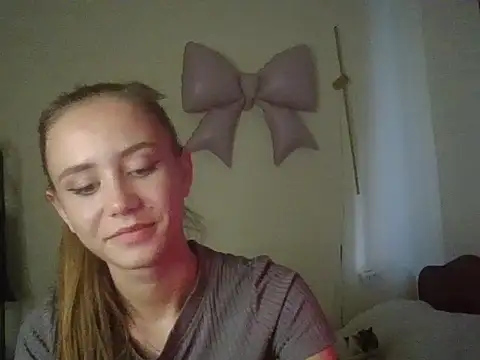 Snapshot of MyLittle_Flame_ chatting on June 2026 01:33:01 PM MyLittle Flame online show from June 2026 01:33:01 PM