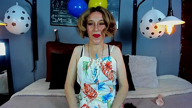 Margott mature online show from June 2026 01:00:02 PM
