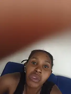 Snapshot of Holy_Virgin chatting on July 2026 11:18:02 PM Holy Virgin online show from July 2026 11:18:02 PM