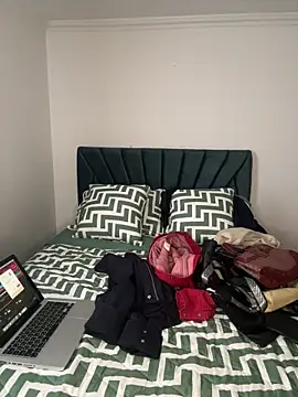 sophiagomezx online show from June 2026 10:01:02 PM