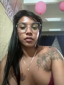 sophiagomezx online show from June 2026 02:39:02 AM