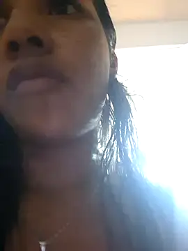 sophiagomezx online show from July 2026 02:05:01 AM