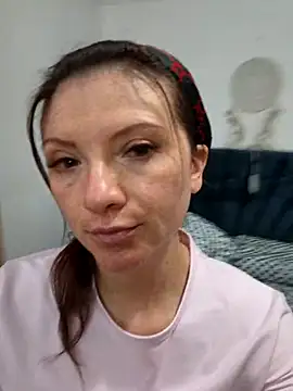 sophiagomezx online show from July 2026 06:55:02 PM