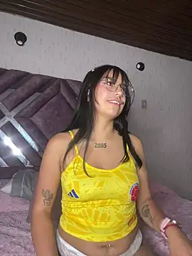 Snapshot of GabyLopez_Pink chatting on July 2026 03:44:02 AM GabyLopez Pink online show from July 2026 03:44:02 AM