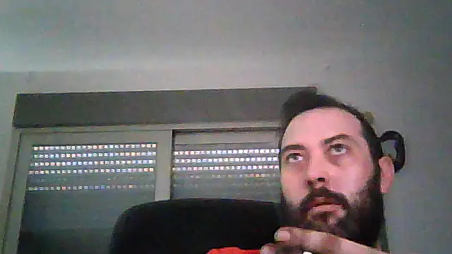 Snapshot of SirFrankonde chatting on June 2026 10:25:01 AM SirFrankonde online show from June 2026 10:25:01 AM