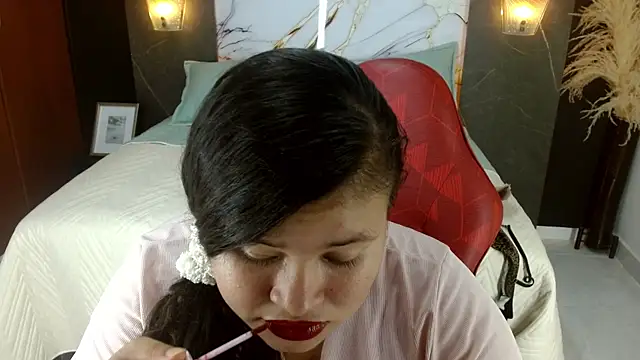 KellyShibary online show from August 2026 07:35:01 PM