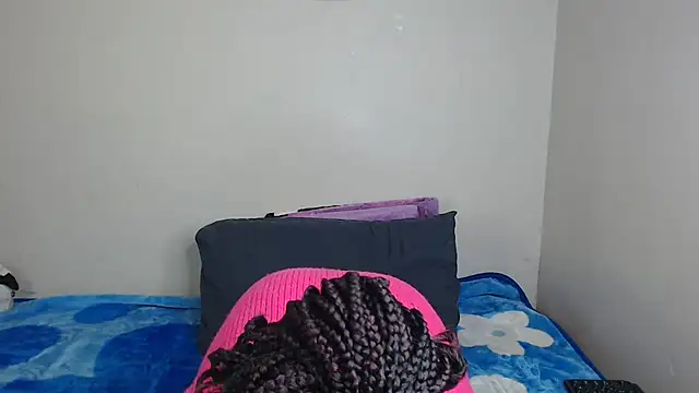 SexyMoe04 online show from July 2026 05:15:02 PM