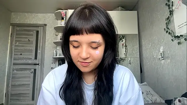 K1ttz1 cutie online show from June 2026 11:24:02 AM