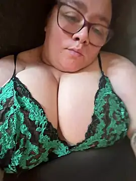 Snapshot of Honey_HazelX chatting on July 2026 02:19:01 PM Honey HazelX online show from July 2026 02:19:01 PM