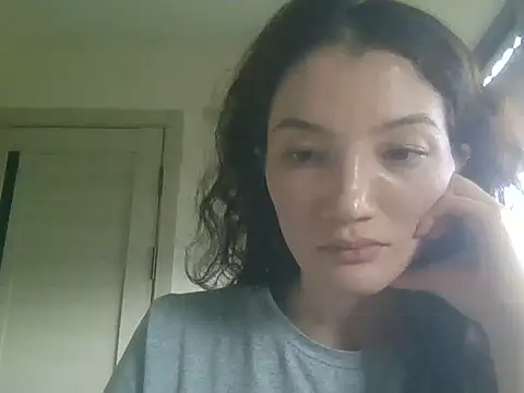 Calenyagi online show from June 2026 12:27:02 PM