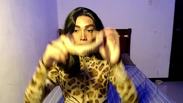 your rafaela00 online show from June 2026 03:37:02 PM