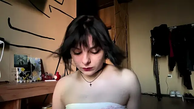 Reeegina online show from June 2026 04:27:01 PM