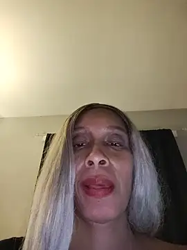 Snapshot of DulceThiccc chatting on July 2026 01:20:02 AM DulceThiccc online show from July 2026 01:20:02 AM