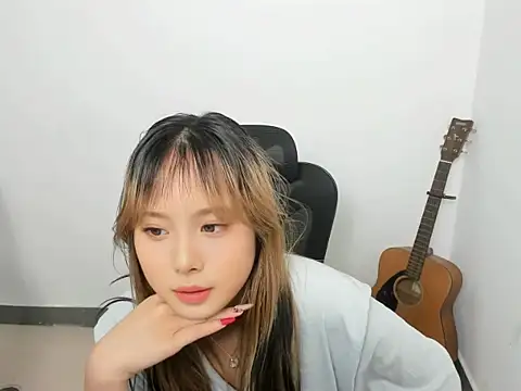 Snapshot of qiqi_888 chatting on July 2026 12:09:01 PM qiqi 888 online show from July 2026 12:09:01 PM